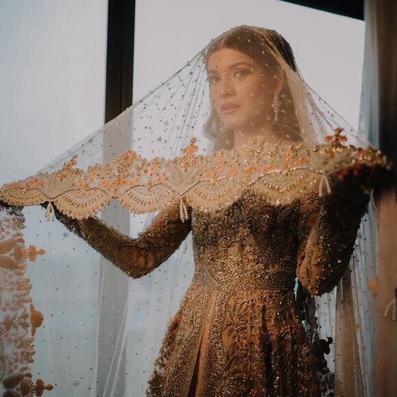 Mysie by Tahira designer Pakistani Bridal Outfit - Picture 4 of 5